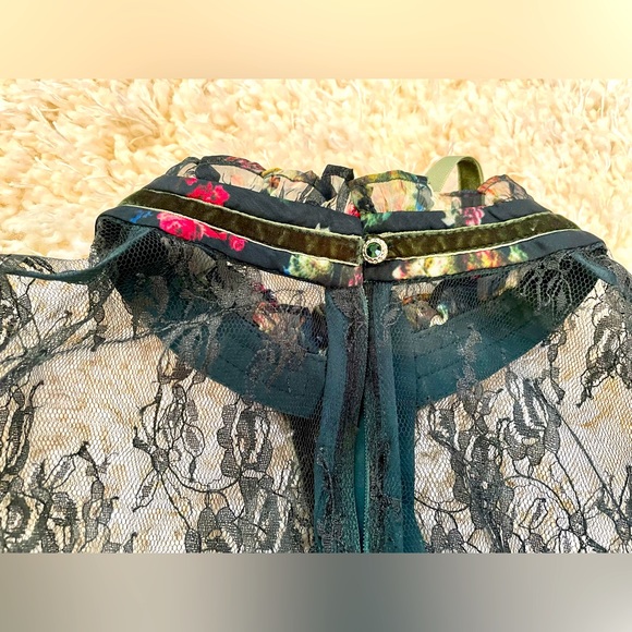 Tailor Made Lace Decorated Long Sleeved Floral Midi Dress - Picture 2 of 2